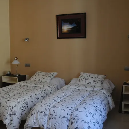 Ibiza Готель Сіджас