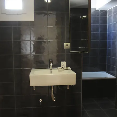 Ibiza Hotel *